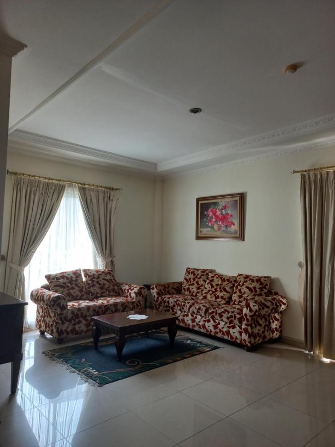Margot Apartment Pondok Indah จาการ์ตา ภายนอก รูปภาพ